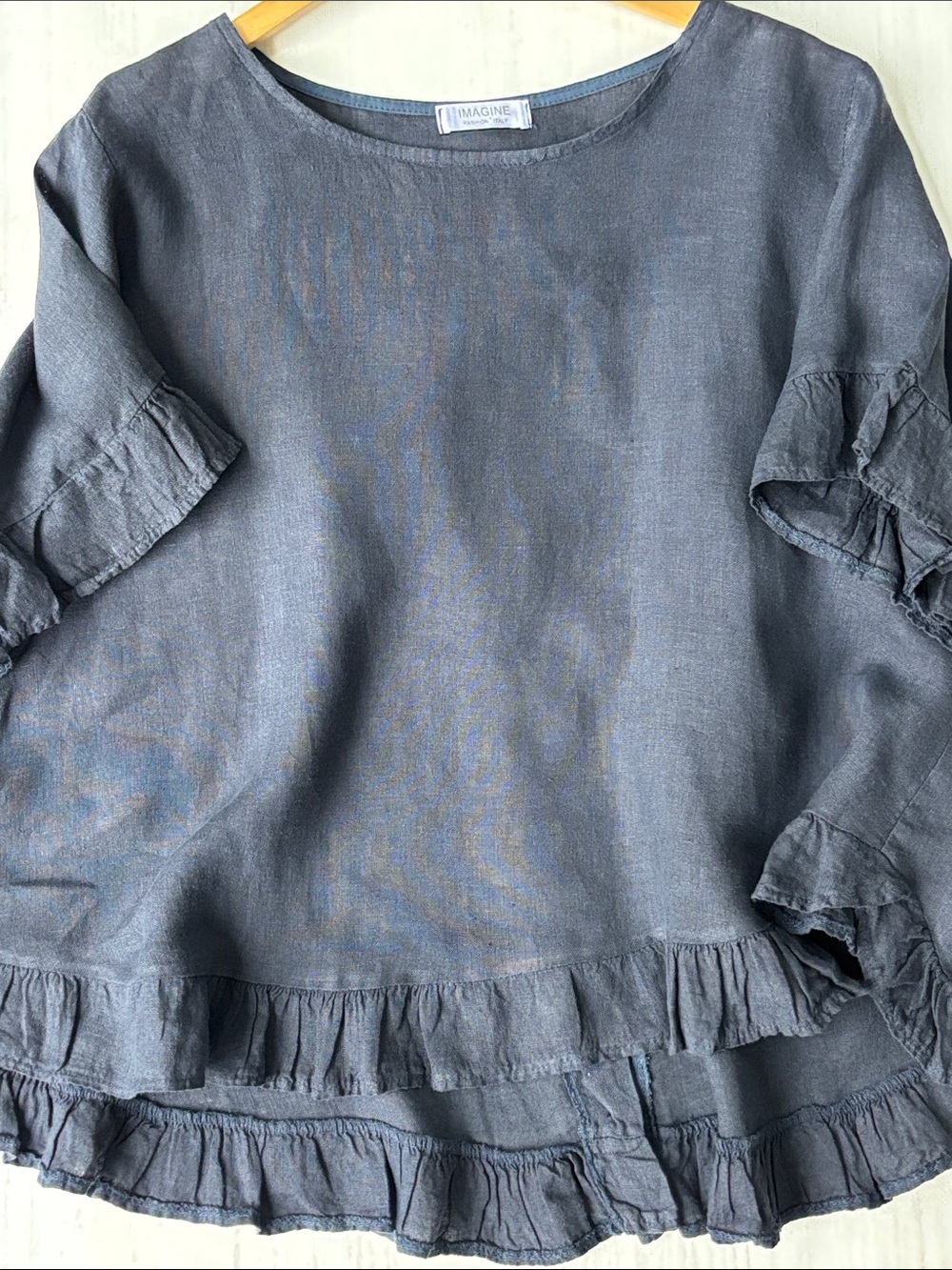 Like New Women's Navy Ruffle-Hem Linen Short Sleeve Blouse - Top Size Large - Picture 6 of 16